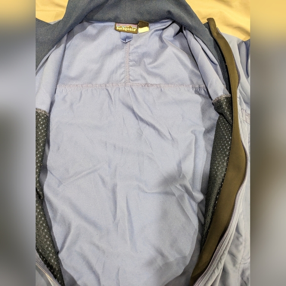 Patagonia Men's Lightweight Jacket - Picture 9 of 10